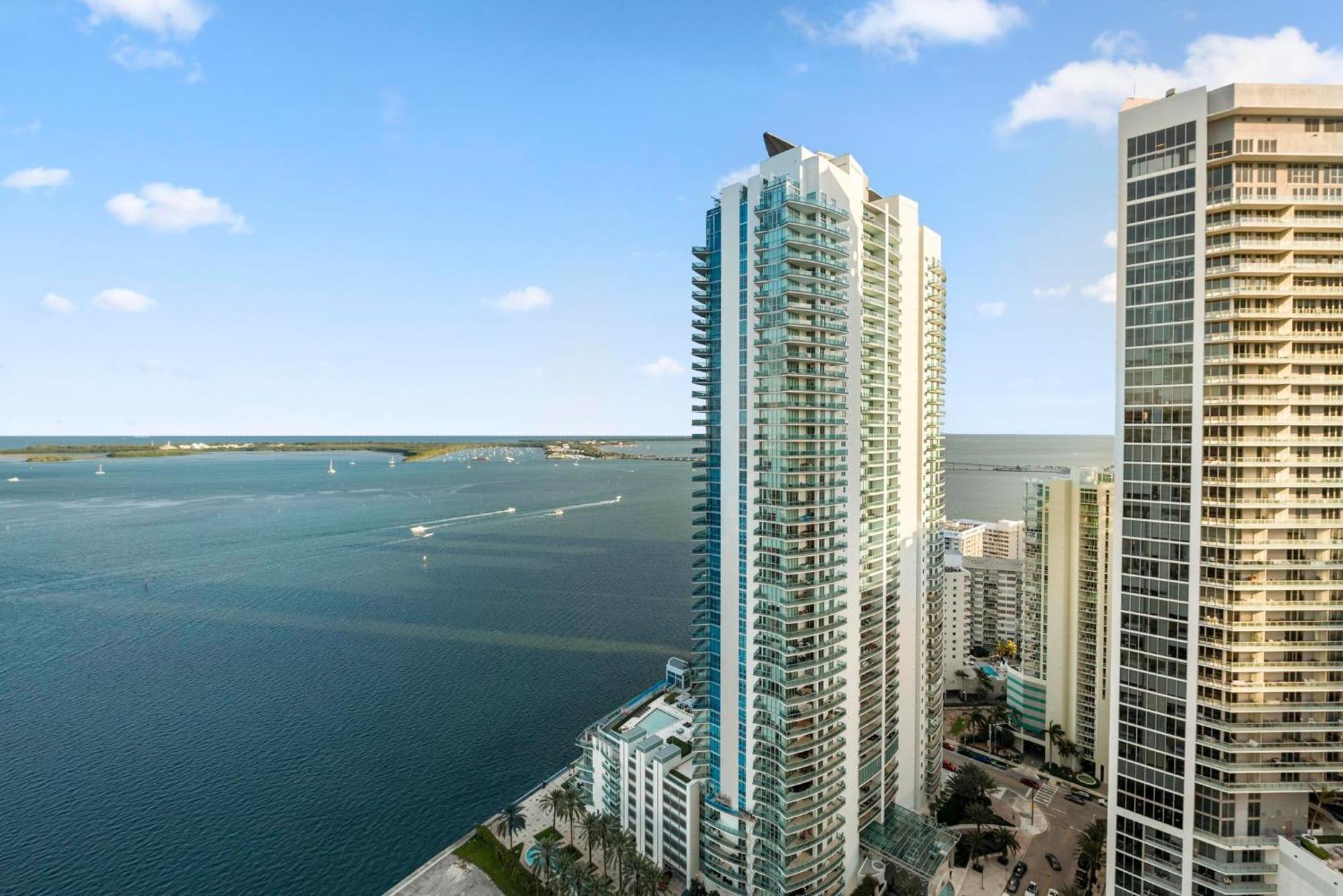 Bnb Hyperion - Luxe 3B Condo W City & Ocean Views Miami Exteriör bild