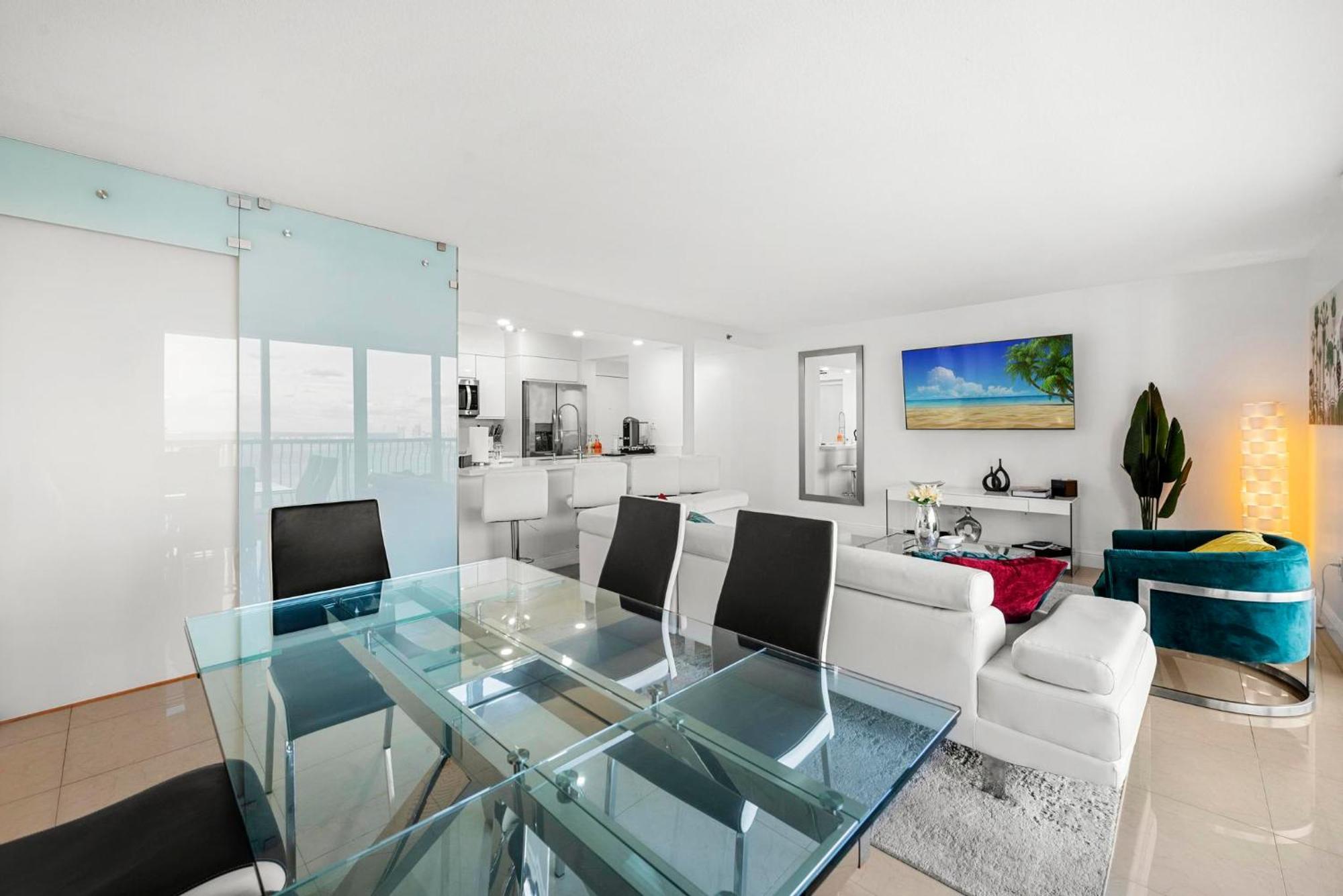 Bnb Hyperion - Luxe 3B Condo W City & Ocean Views Miami Exteriör bild