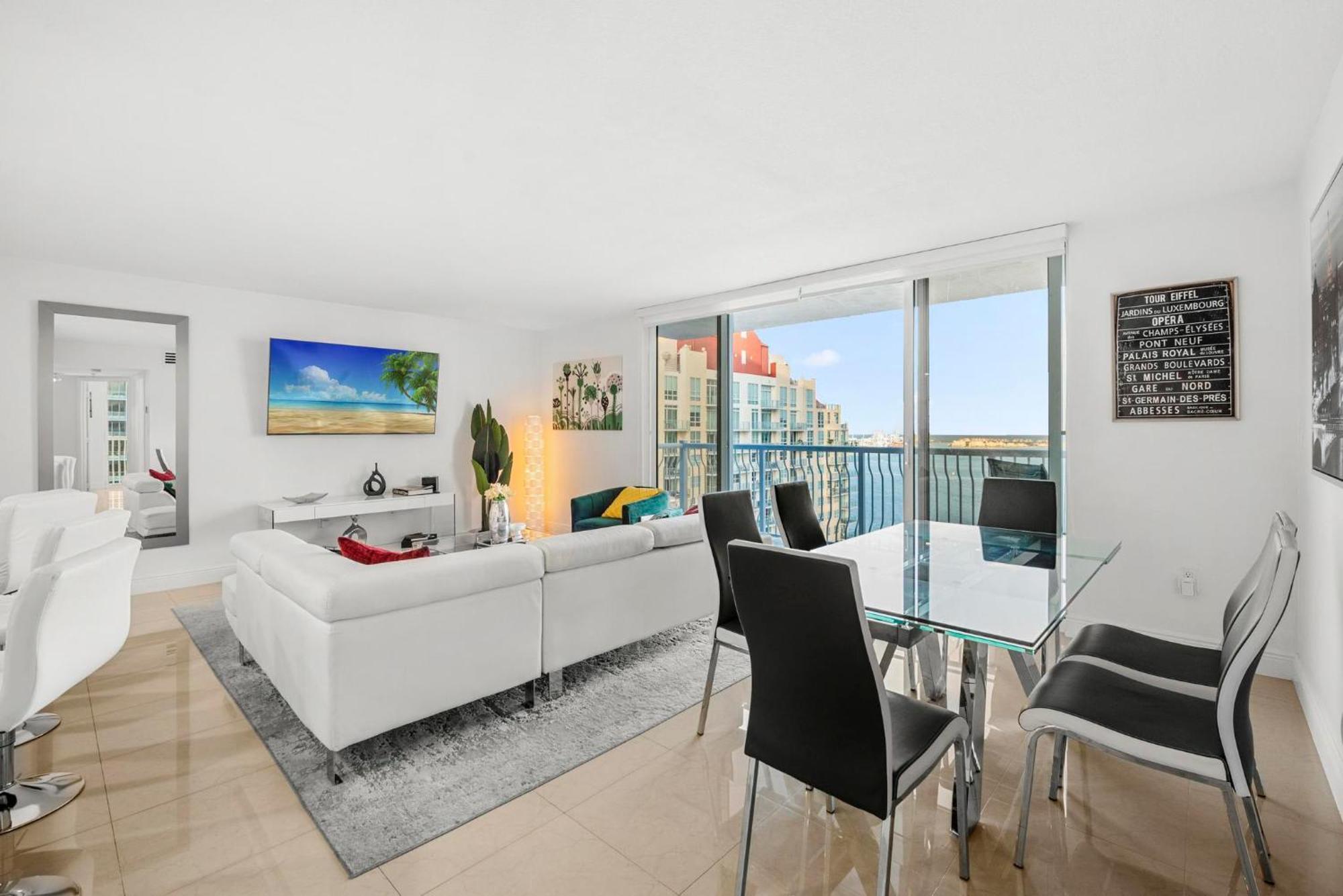 Bnb Hyperion - Luxe 3B Condo W City & Ocean Views Miami Exteriör bild